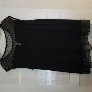 Black sleeveless casual top